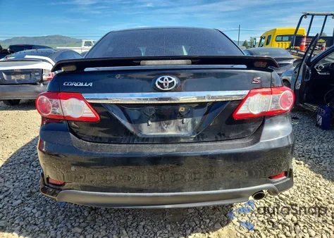 2011 Toyota Corolla S z USA, uszkodzony, nr VIN 2T1BU4EE6BC548618